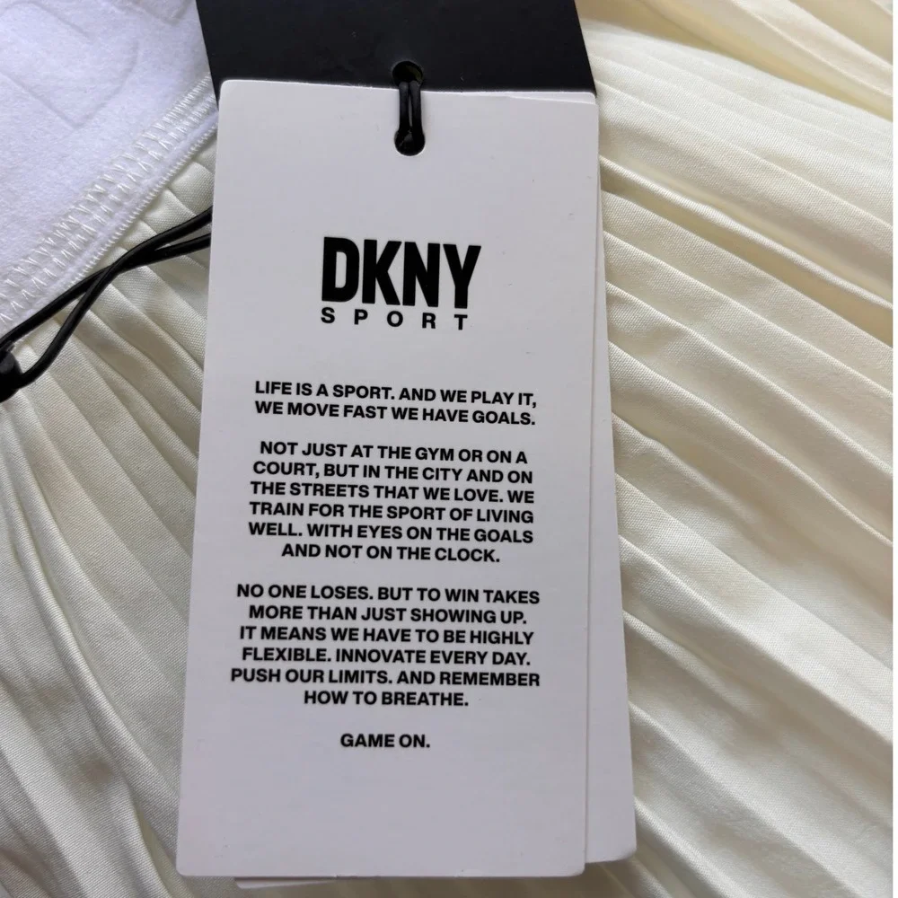 DKNY Sport White Pleated Mini Tennis Skirt Logo Waistband DP2S4862 Small NWT‎